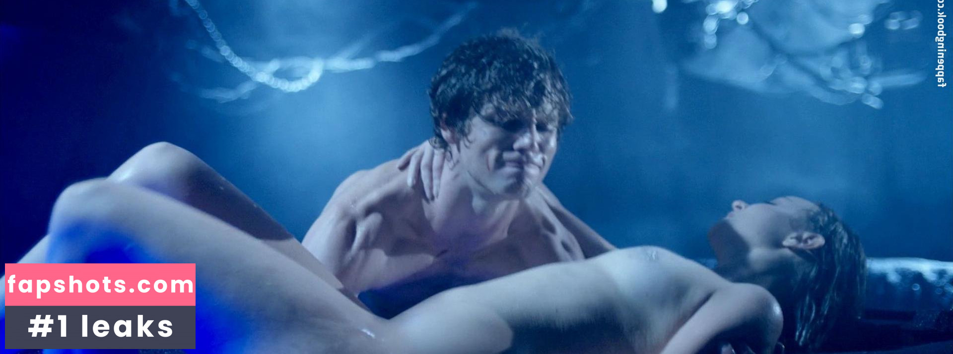 Laura Bilgeri gallery photo #11