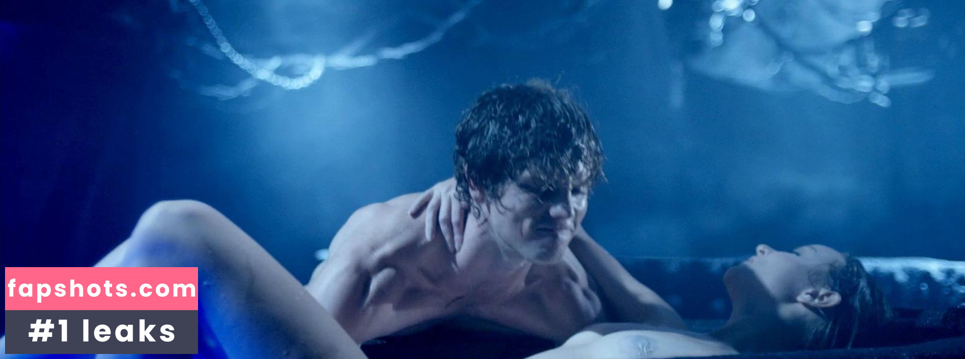 Laura Bilgeri gallery photo #7