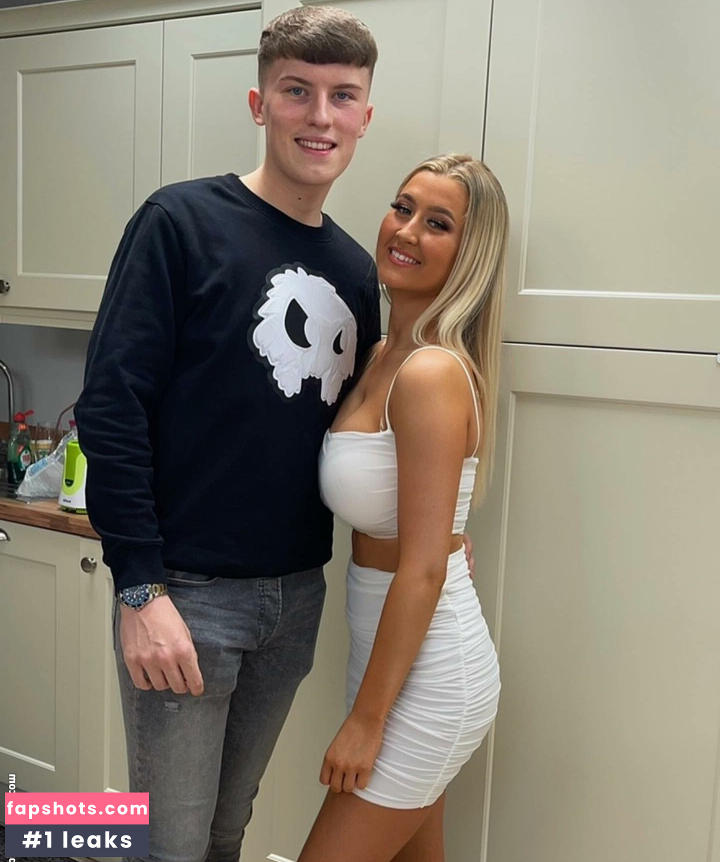 Laura Brophy gallery photo #29