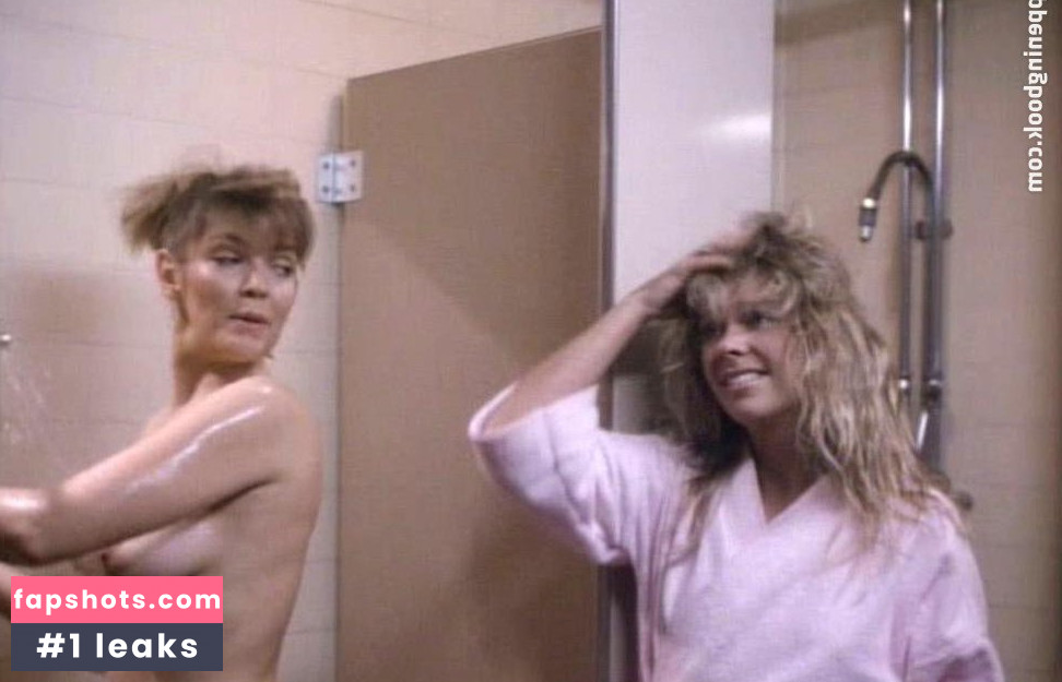 Laura Burkett Nude Leaks OnlyFans Photos #4 - LeakJerk