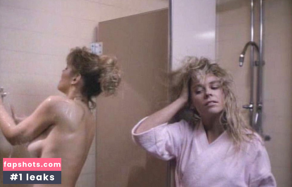 Laura Burkett Nude Leaks OnlyFans Photos #8 - LeakJerk