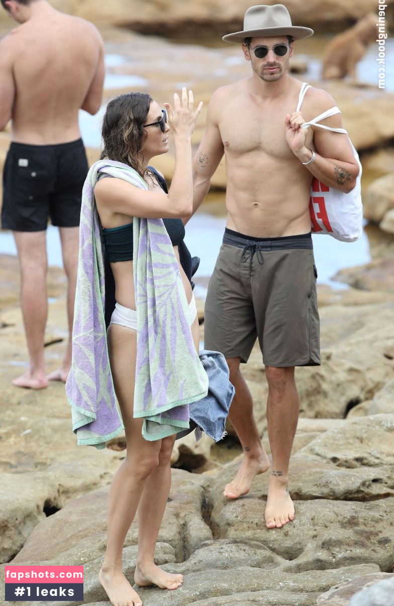 Laura Byrne Nude Leaks OnlyFans Photos #4 - Fapshots