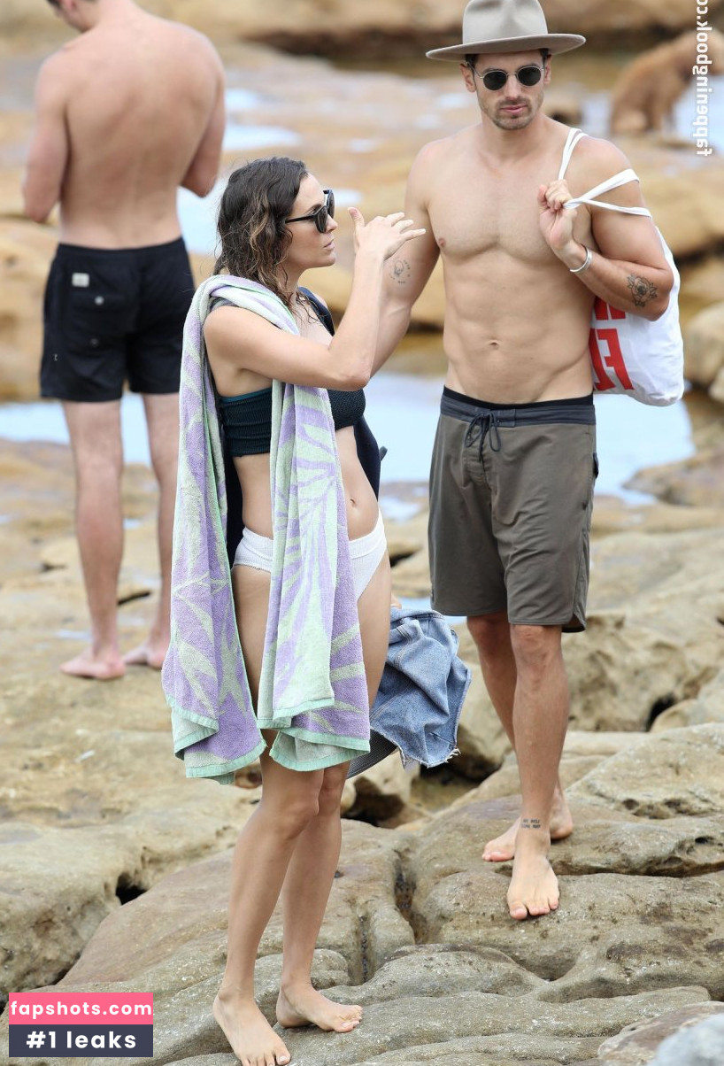 Laura Byrne Nahé úniky fotek pouze od fanoušků #5 - Fapshots