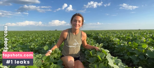 Laura Carlson Wilson gallery photo #18