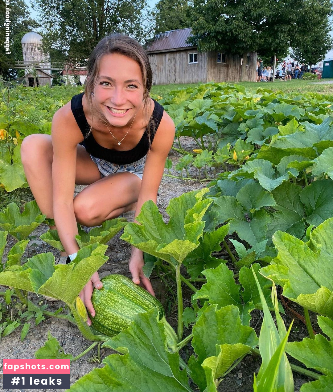 Laura Carlson Wilson gallery photo #20