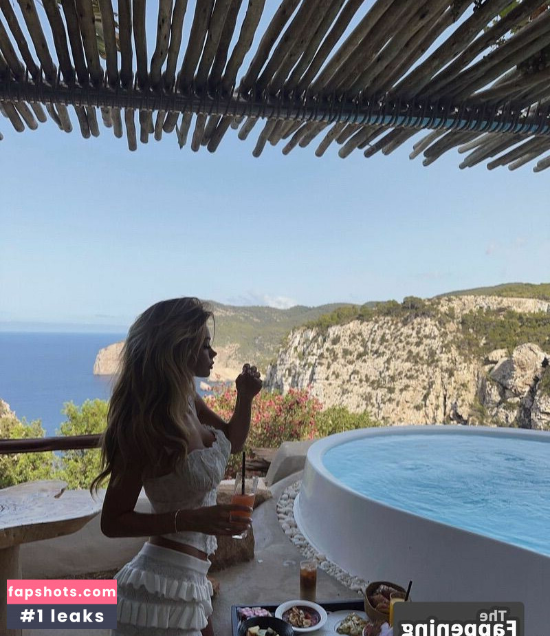 Laura Celia Valk Nahé úniky fotek pouze od fanoušků #22 - Fapshots