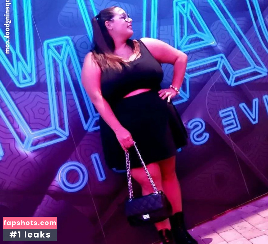 Laura Chiaramonte gallery photo #36