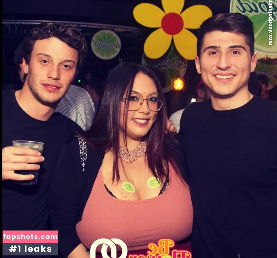 Laura Chiaramonte gallery photo #5