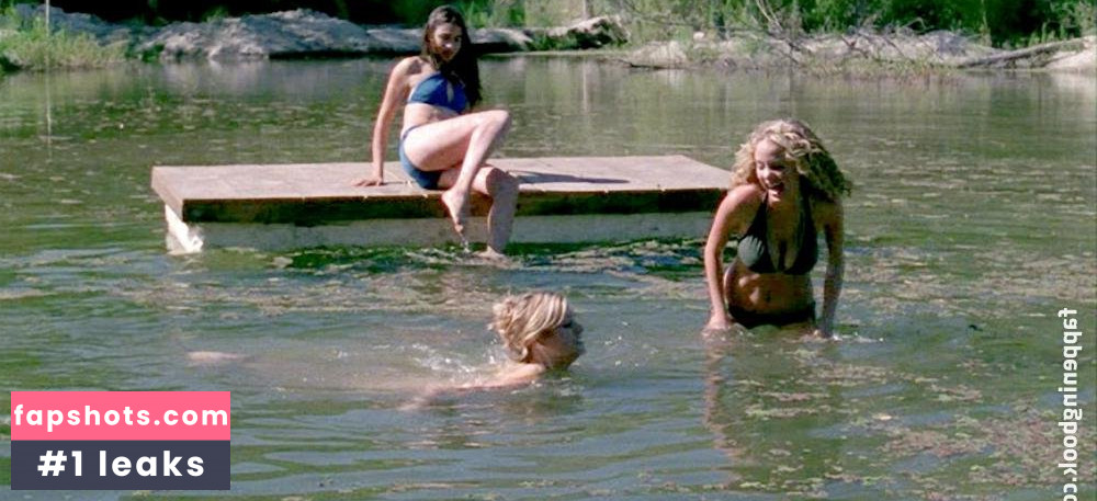 Laura Chinn nude babe gallery