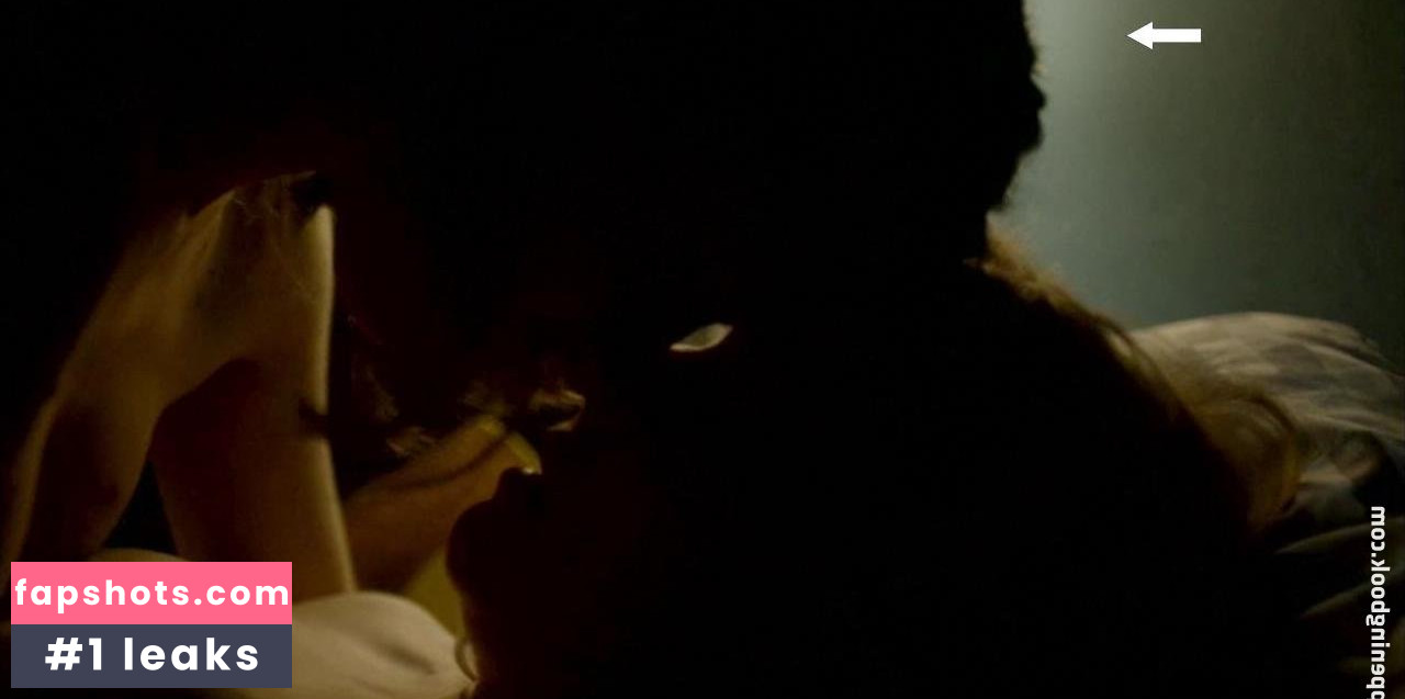 Laura De Boer gallery photo #7