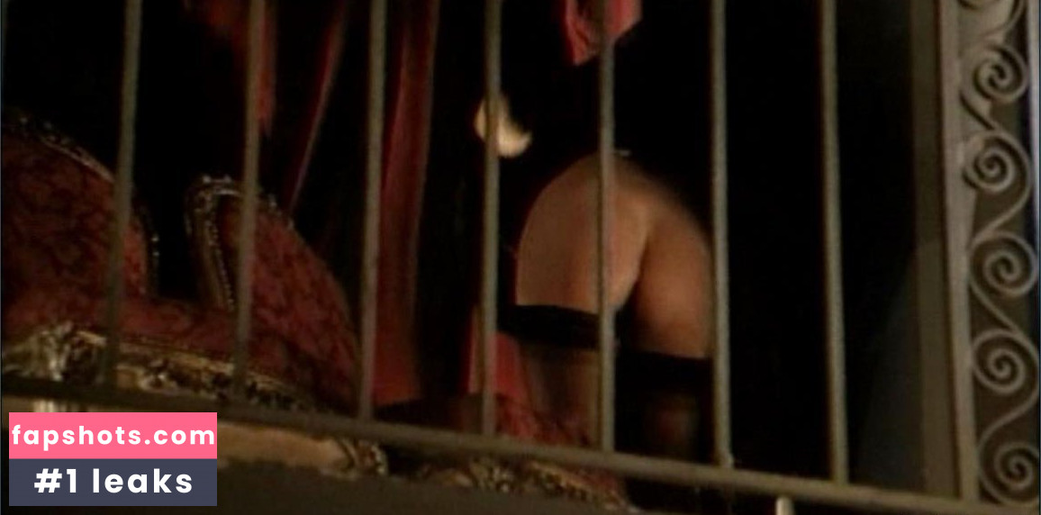 Laura Dean gallery photo #4