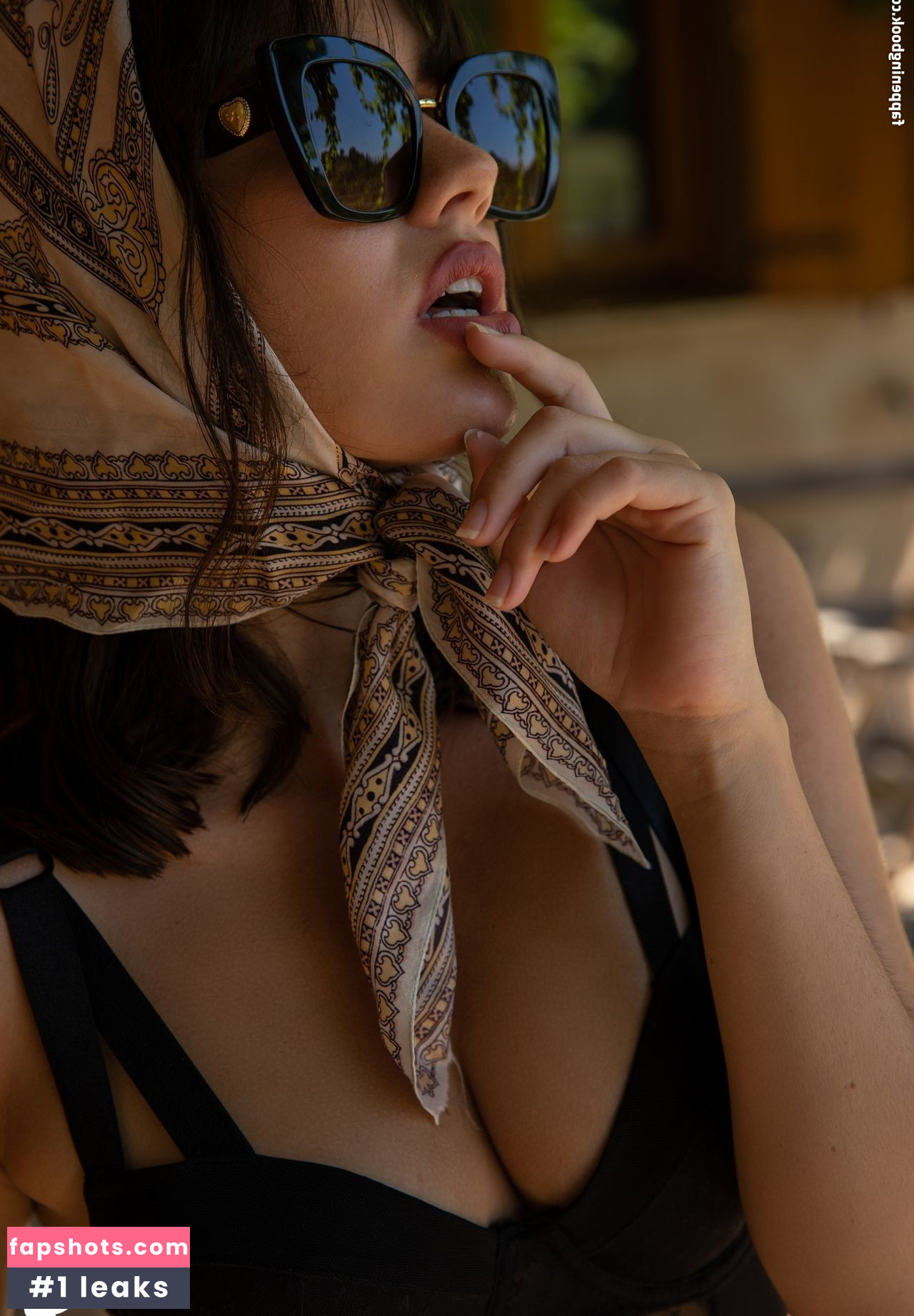 Laura Devushcat gallery photo #53