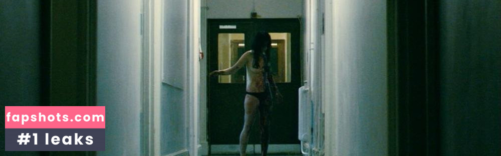 Laura Donnelly gallery photo #31