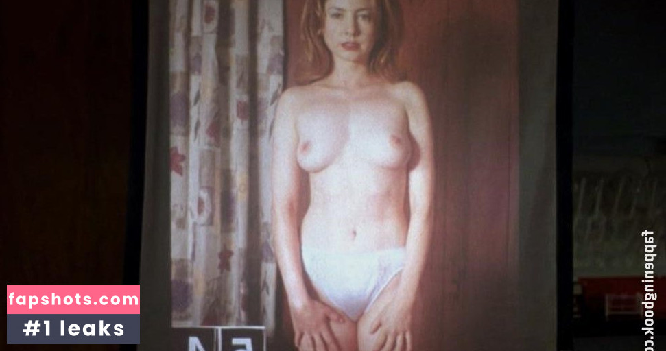 Laura Grady Nude Leaks OnlyFans Photos #4 - LeakJerk