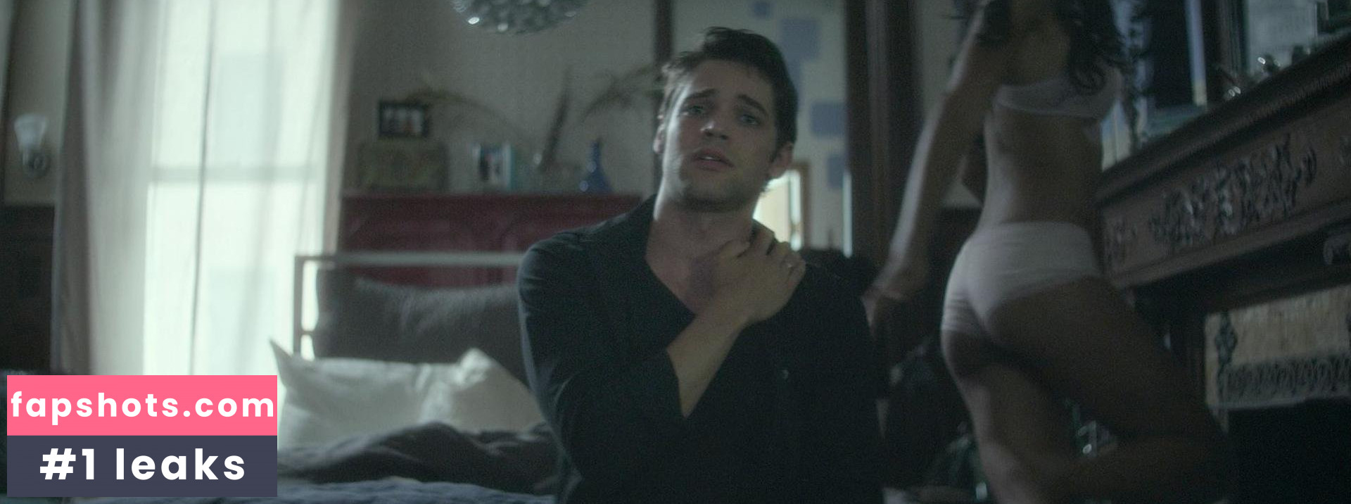 Laura Harrier gallery photo #198