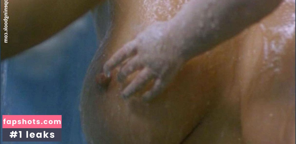 Laura Harring Nahé úniky fotek pouze od fanoušků #80 - Fapshots