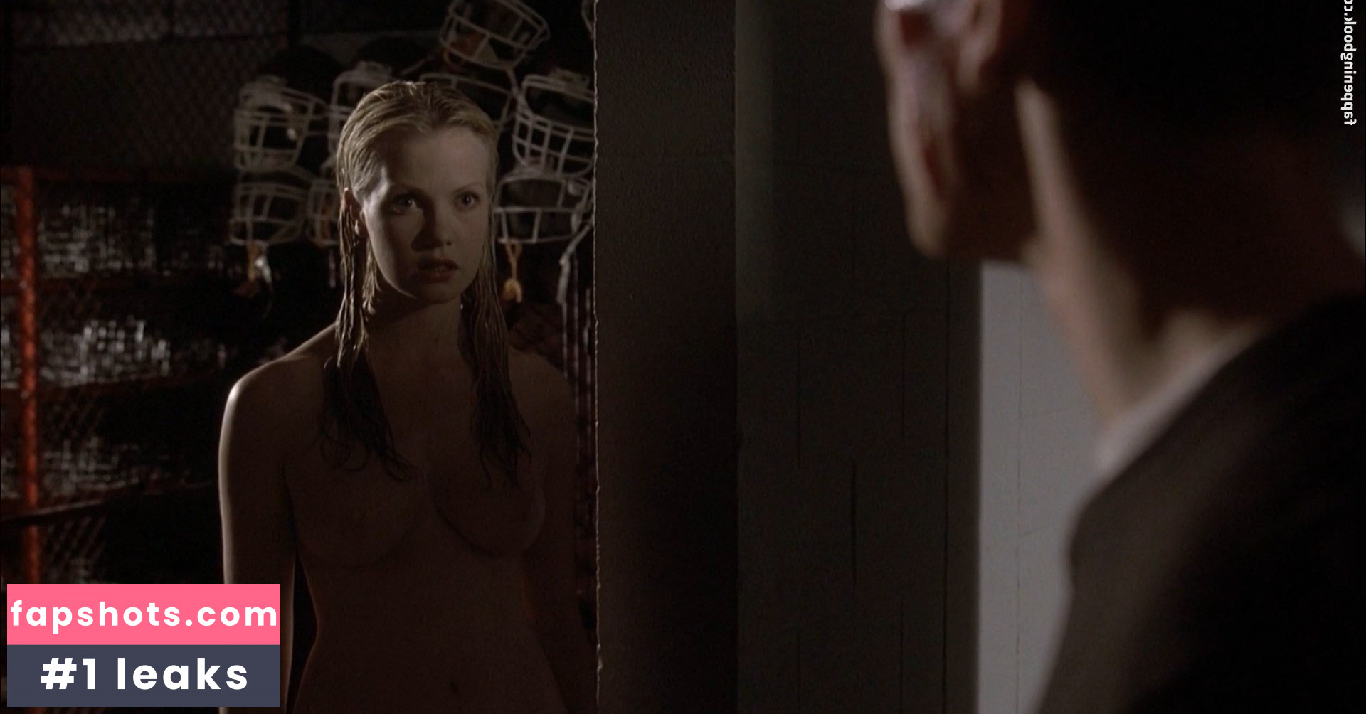 Laura Harris gallery photo #2