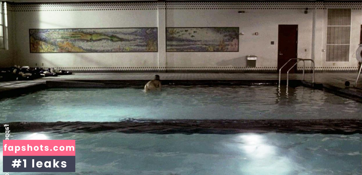 Laura Harris gallery photo #12