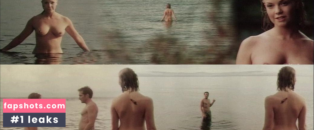 Laura Harris gallery photo #41