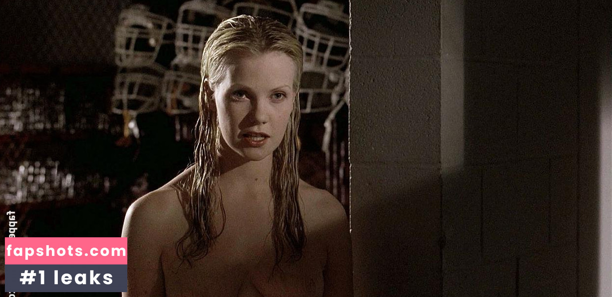 Laura Harris gallery photo #9