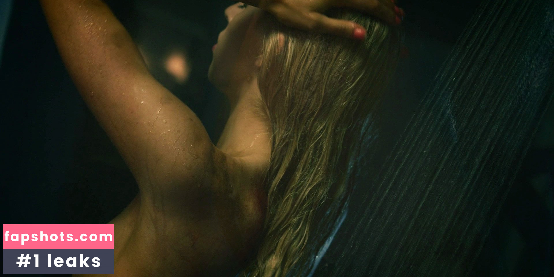 Laura Jacobs gallery photo #2