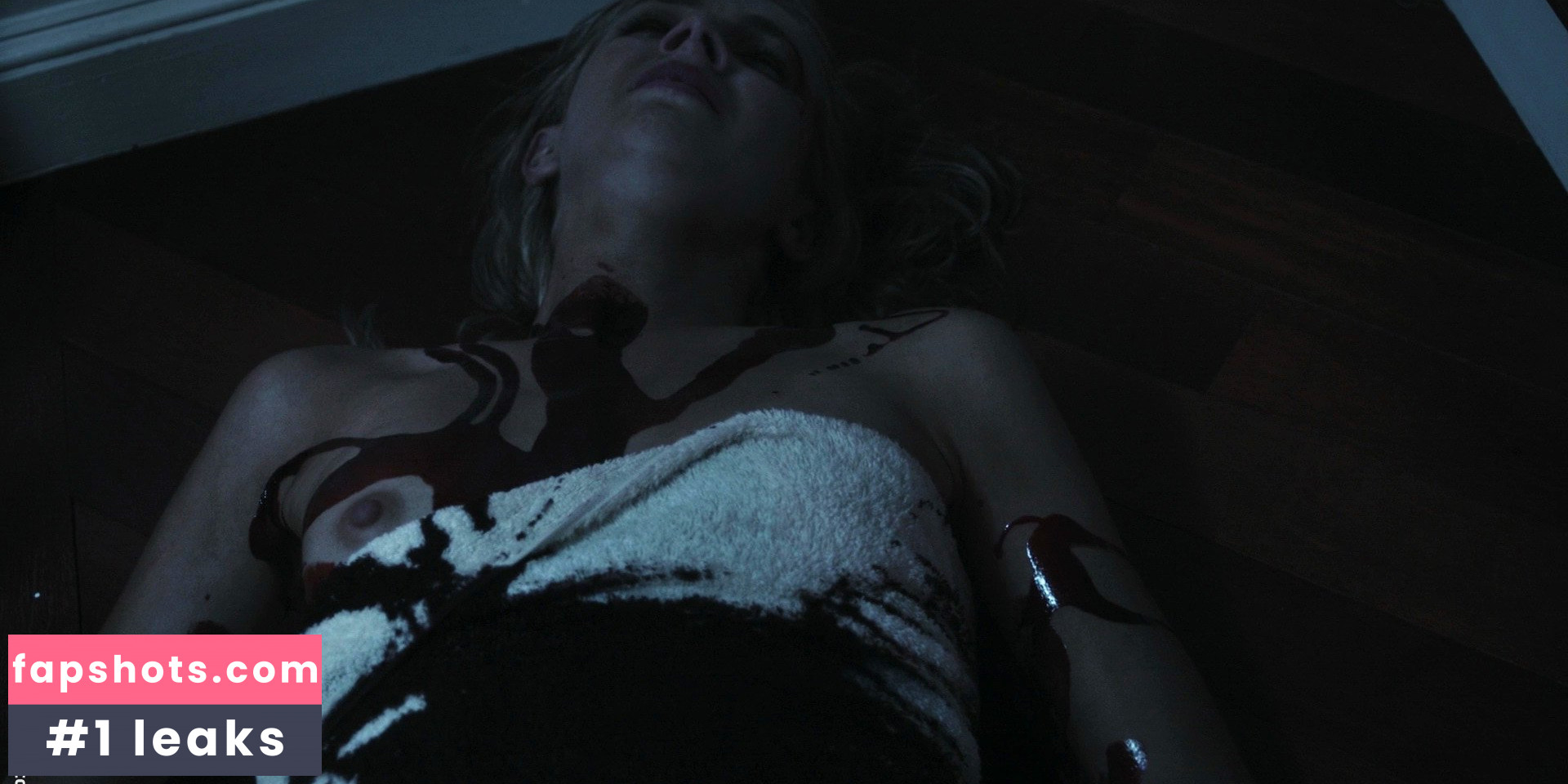 Laura Jacobs gallery photo #4