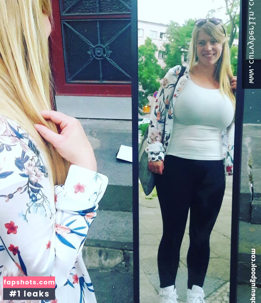 Laura Katz gallery photo #16