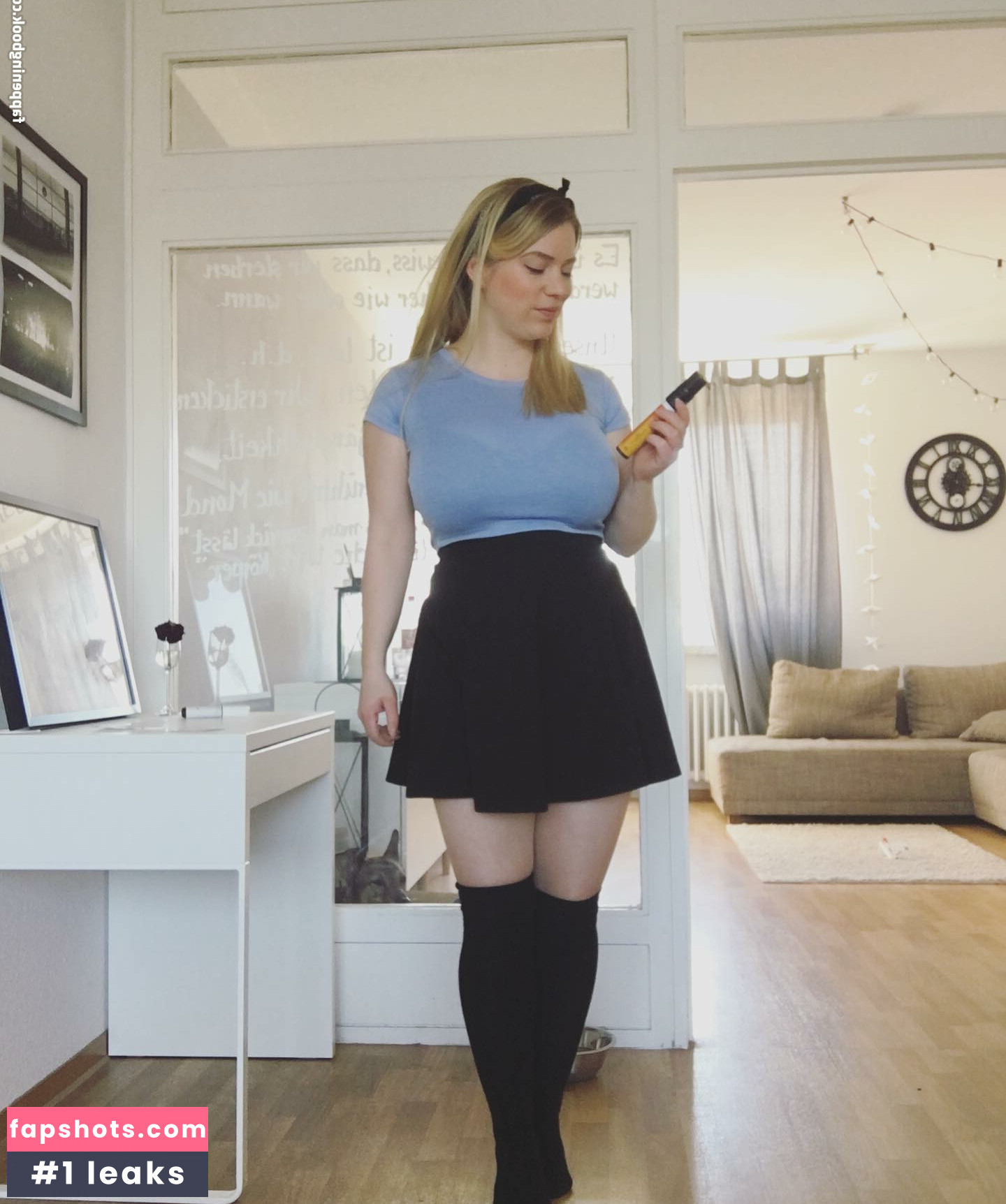 Laura Katz gallery photo #17