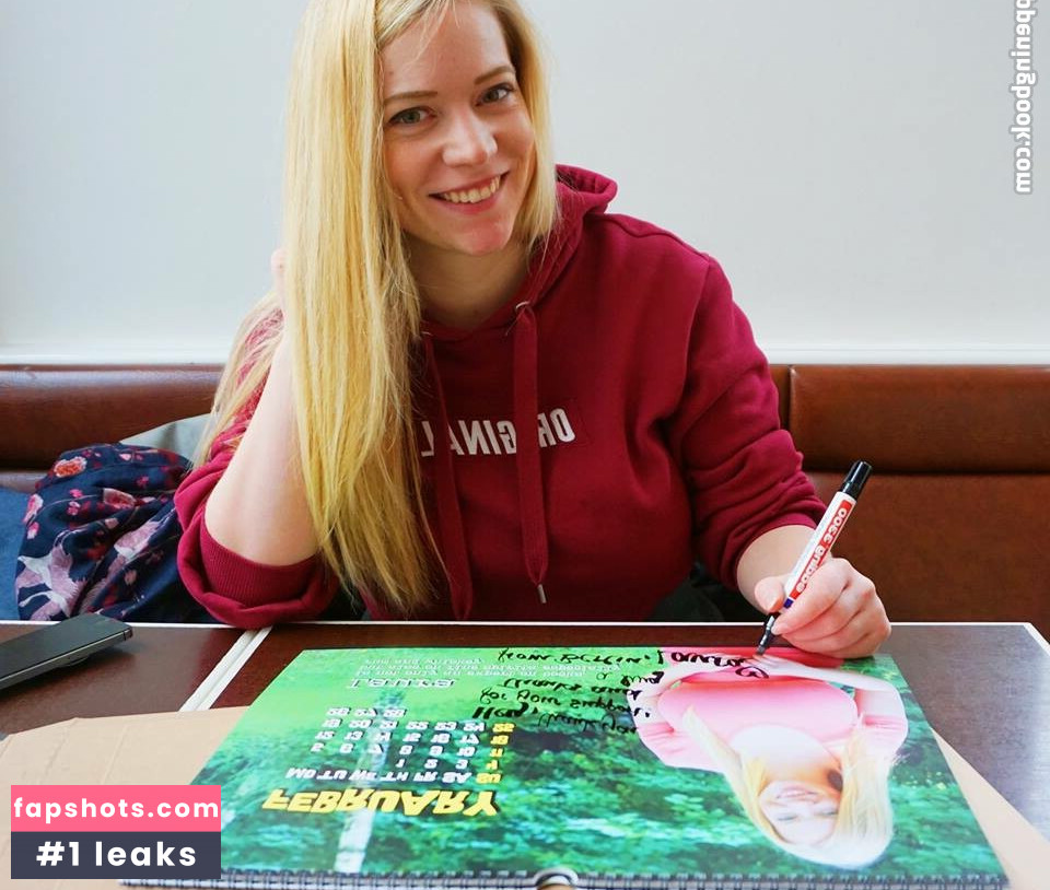 Laura Katz gallery photo #19