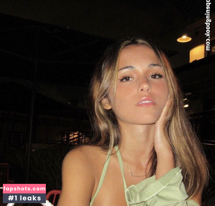 Laura Lindstrom gallery photo #5