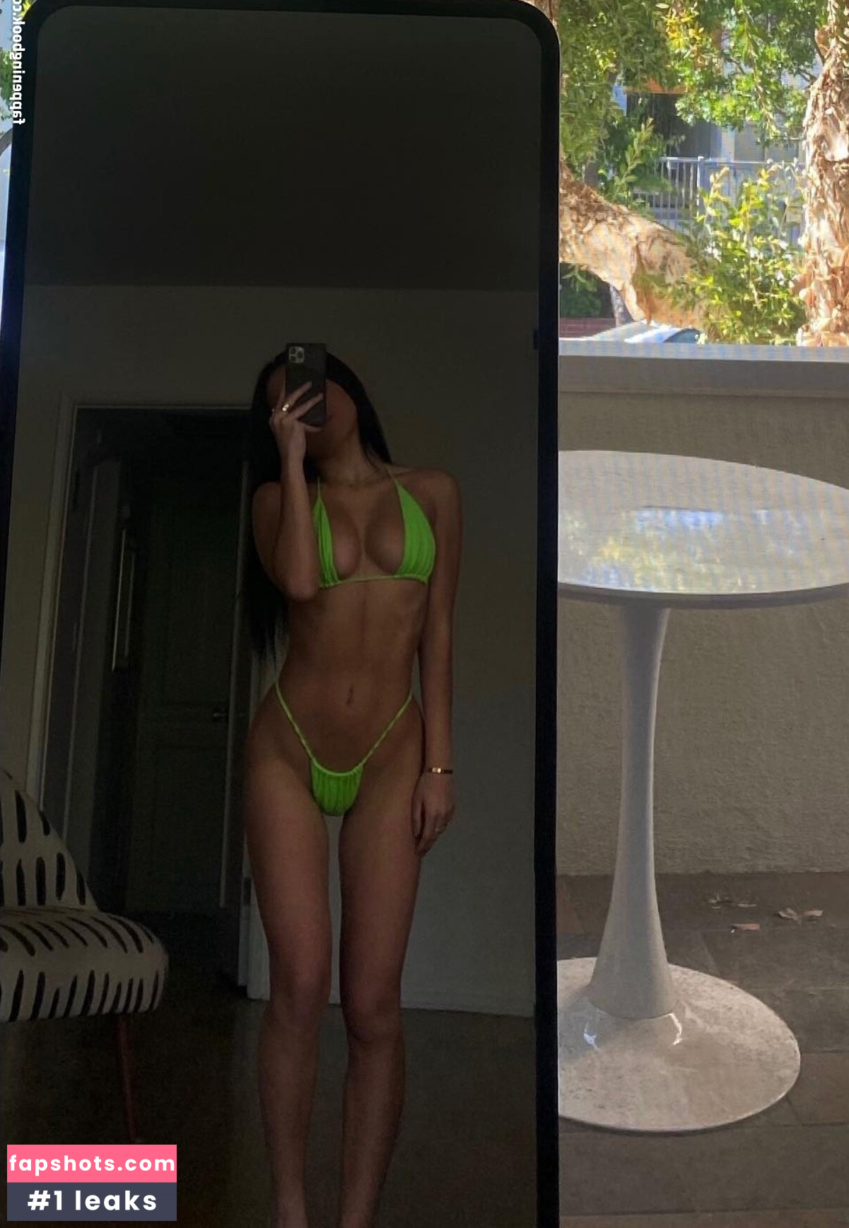 Laura Lindstrom gallery photo #61