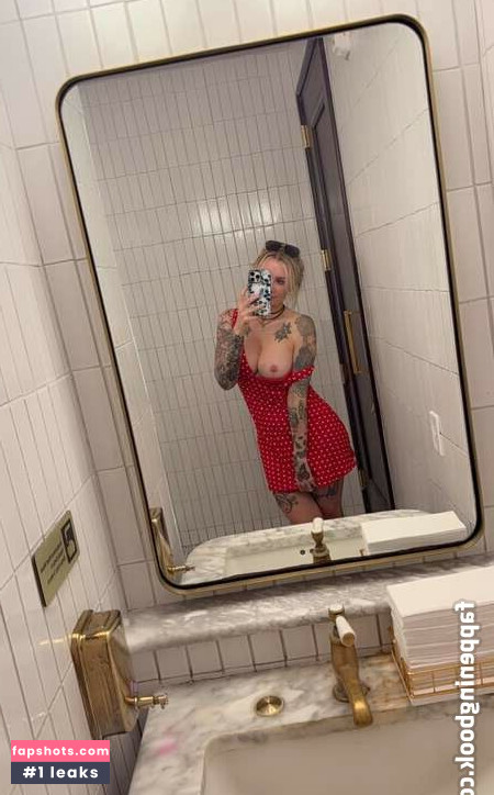 Laura Lux Nude Leaks OnlyFans Photos #5 - LeakJerk