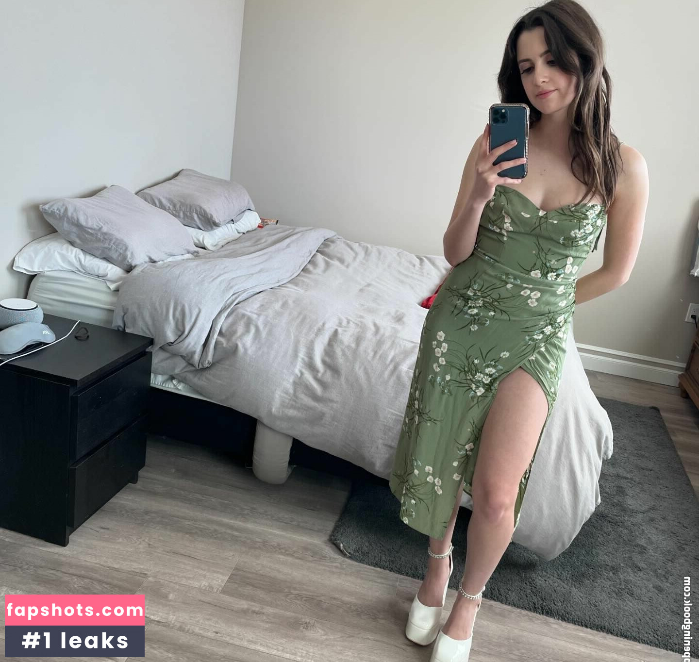 Laura Marano Nahé úniky fotek pouze od fanoušků #14 - Fapshots