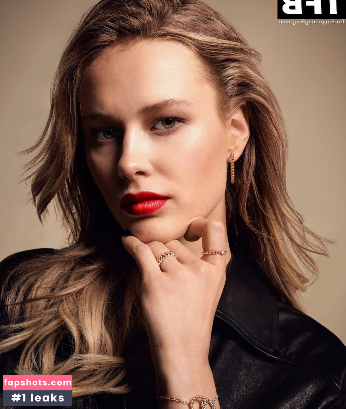 Laura-Marie Geissler gallery photo #4