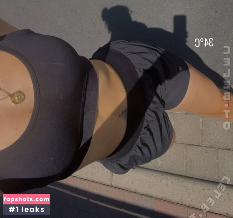 Laura Marie Röhrig gallery photo #4