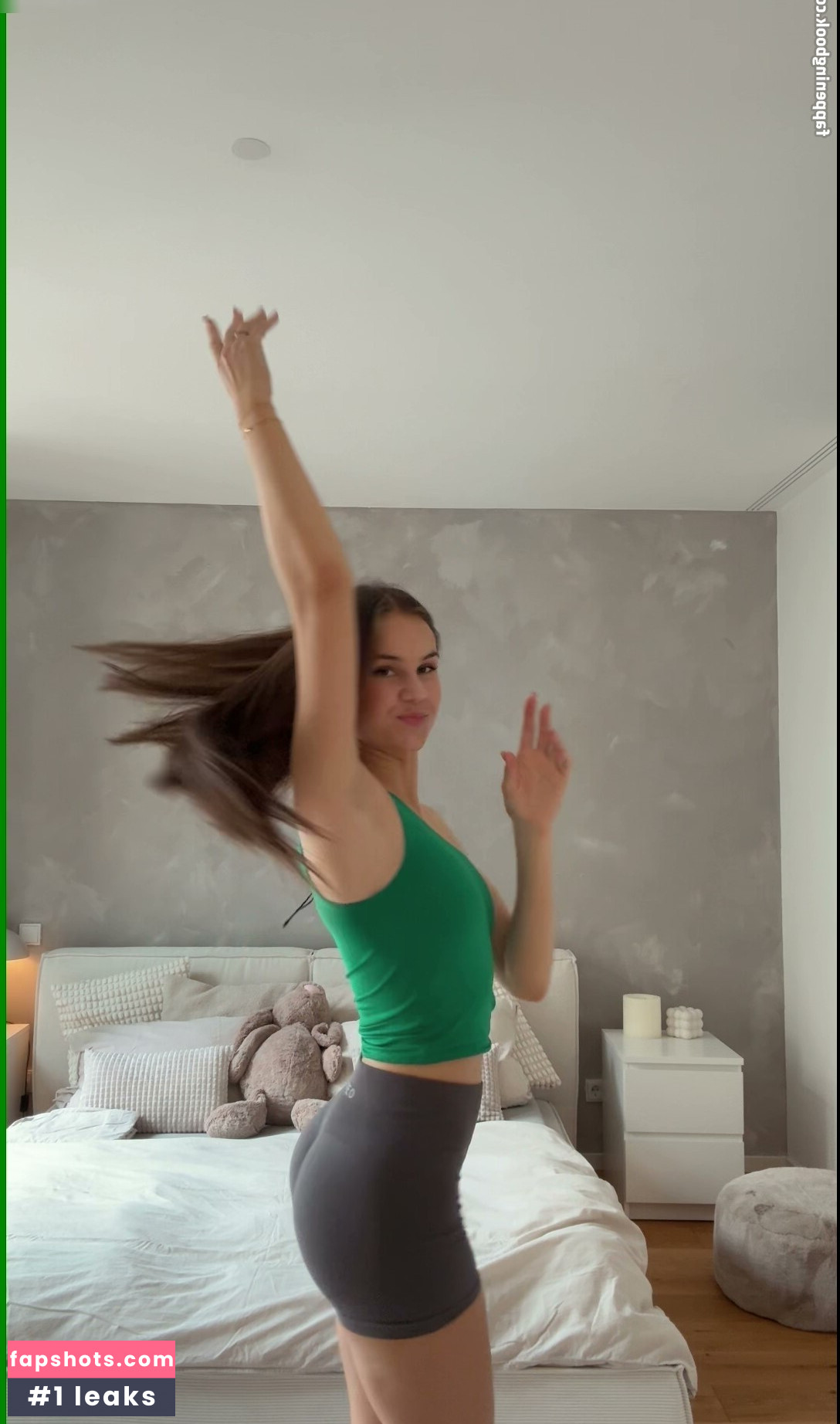 Laura Marie Soons Nude Leaks OnlyFans Photos #38 - LeakJerk