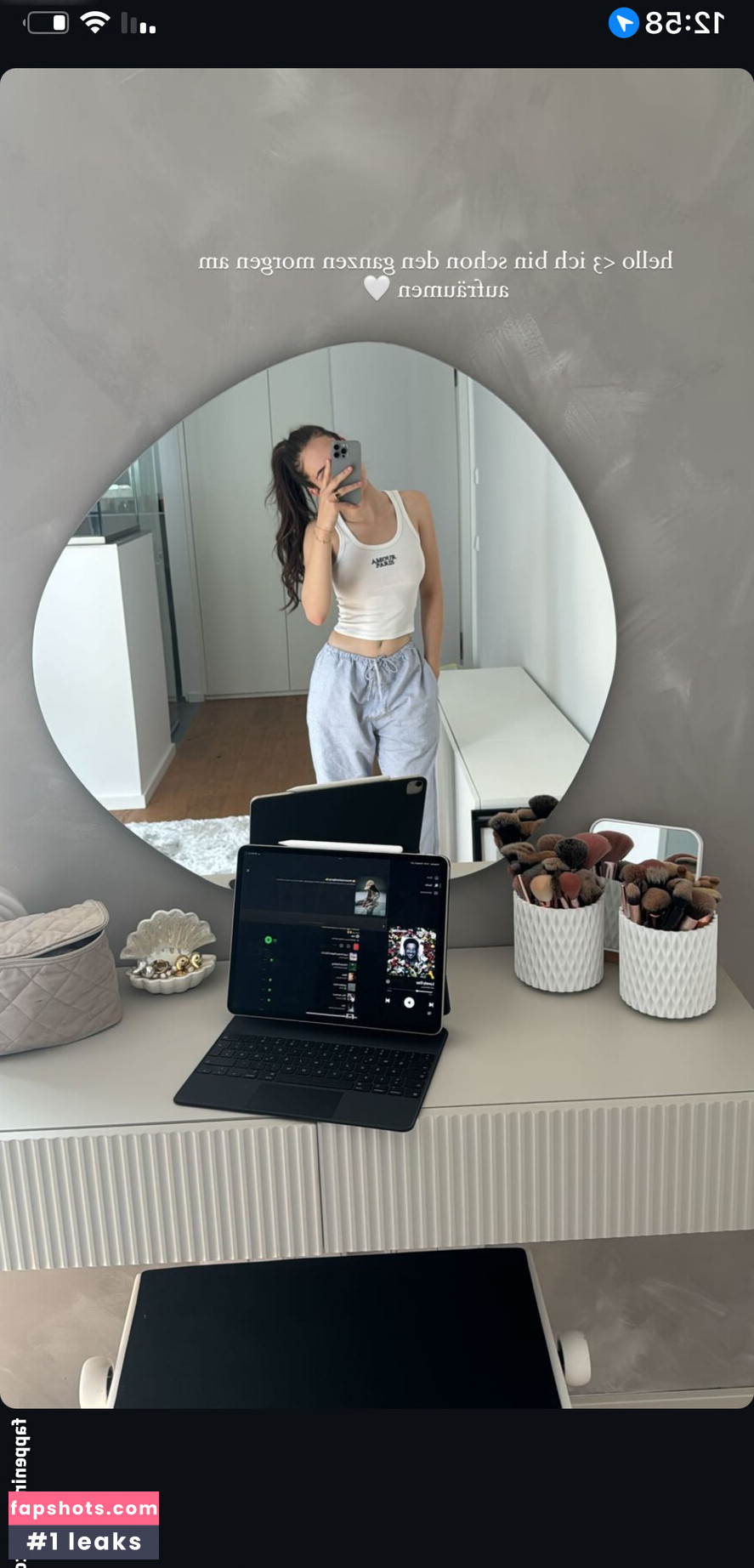 Laura Marie Soons Nude Leaks OnlyFans Photos #48 - LeakJerk