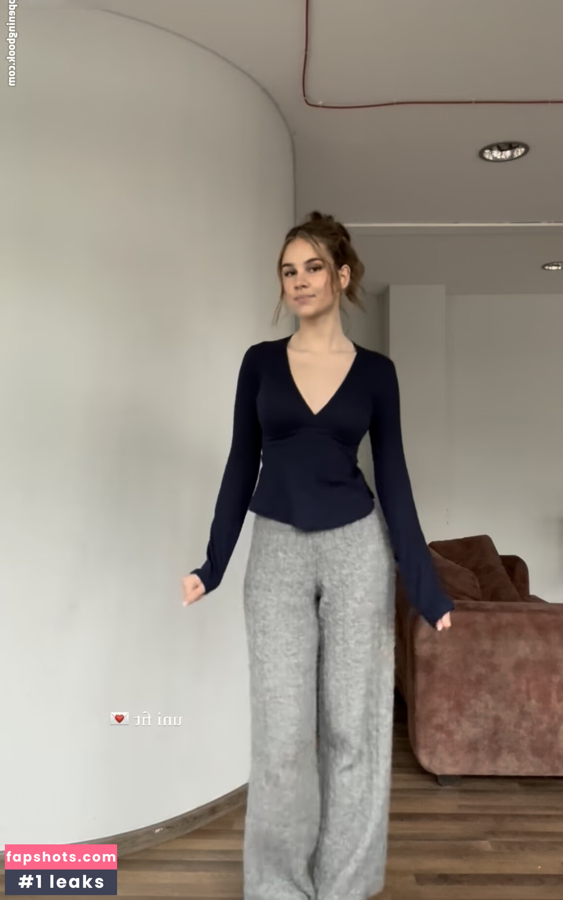 Laura Marie Soons Nude Leaks OnlyFans Photos #6 - LeakJerk