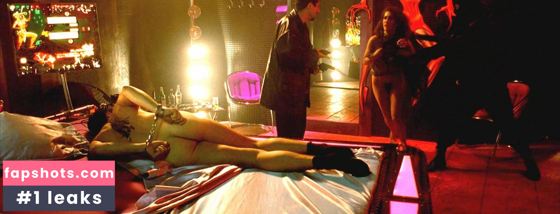 Laura Mañá Nude Leaks OnlyFans Photos #6 - LeakJerk