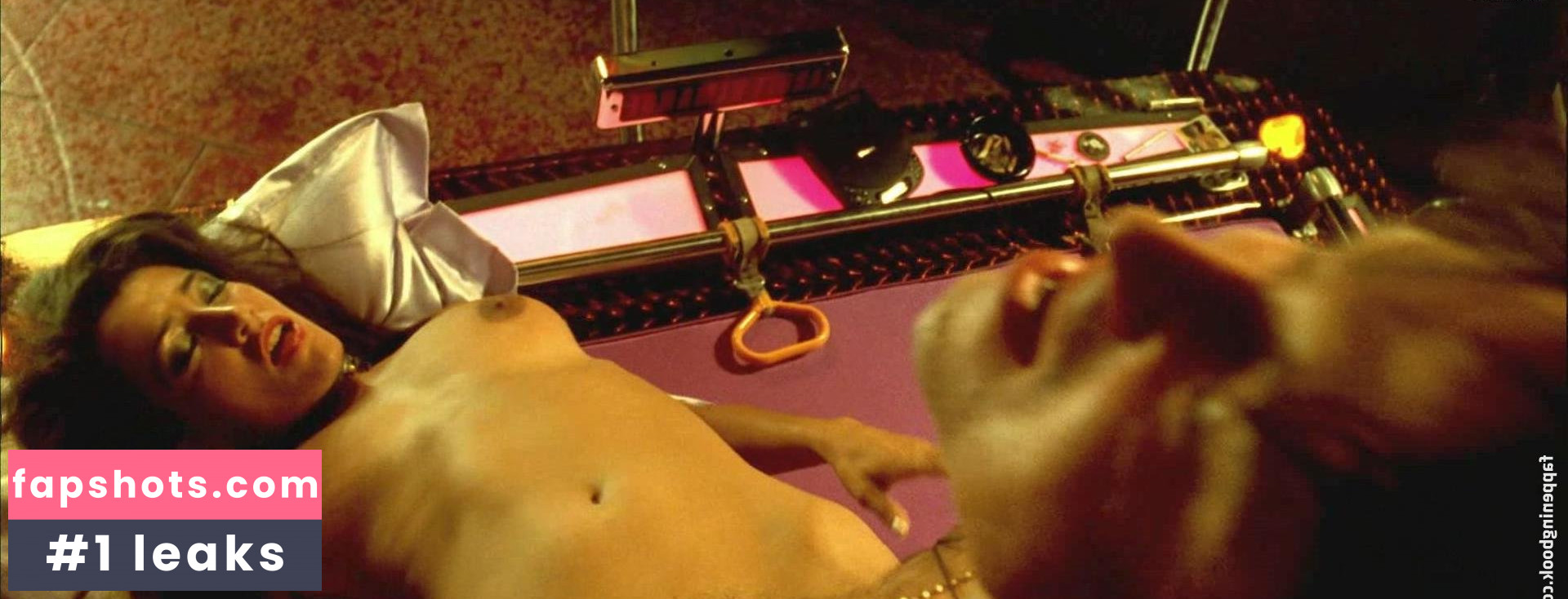 Laura Mañá Nude Leaks OnlyFans Photos #8 - LeakJerk