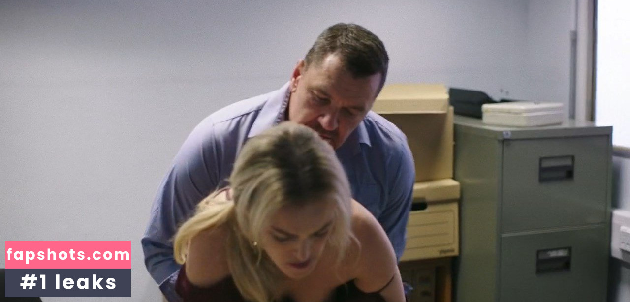 Laura McMonagle gallery photo #3