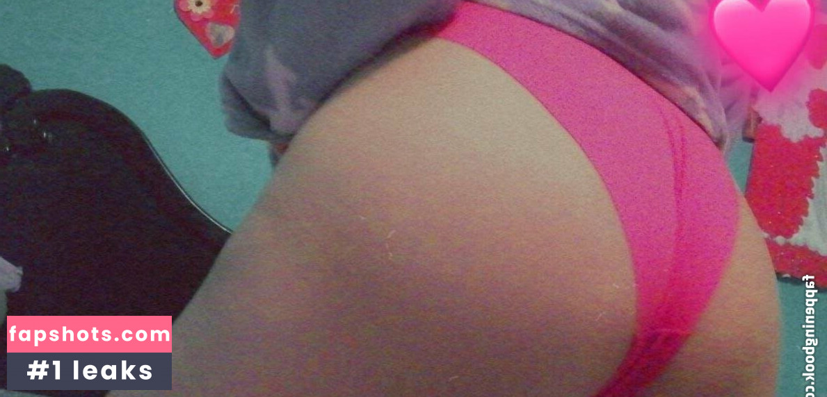 Laura Ocampo gallery photo #6