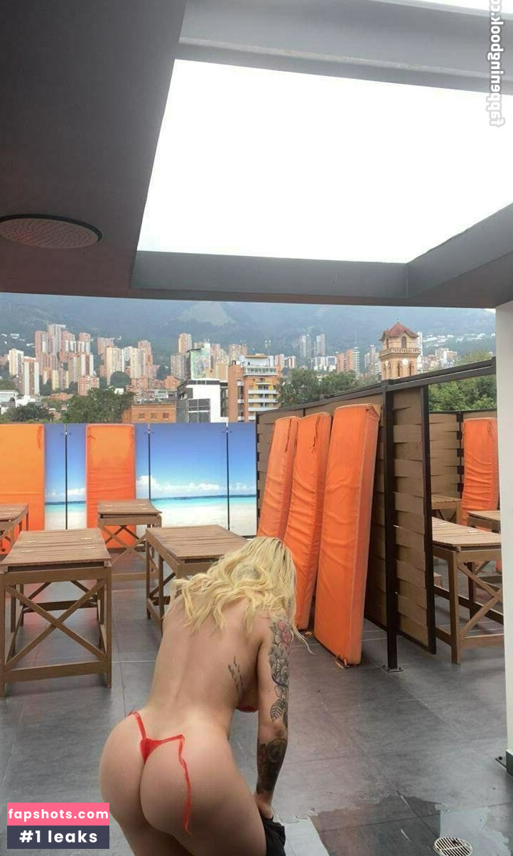 Laura Osorio gallery photo #2