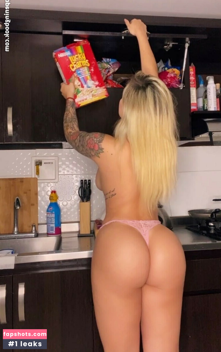 Laura Osorio gallery photo #3