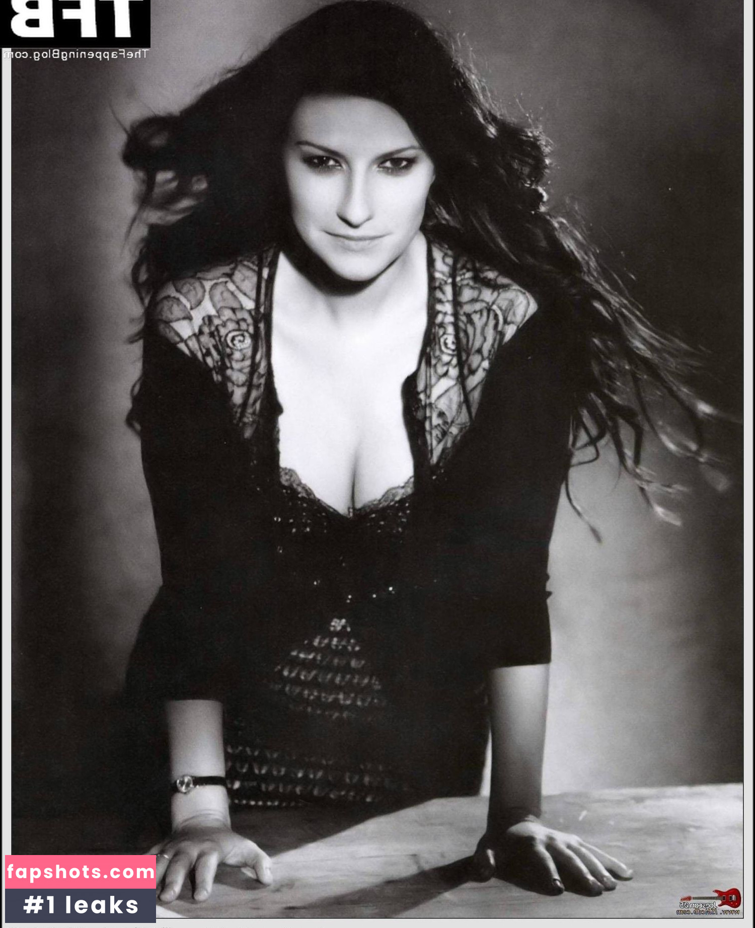 Laura Pausini Nude Leaks OnlyFans Photos #20 - LeakJerk