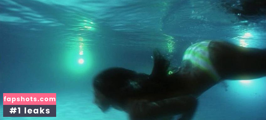 Laura Penuela Nude Leaks OnlyFans Photos #3 - LeakJerk