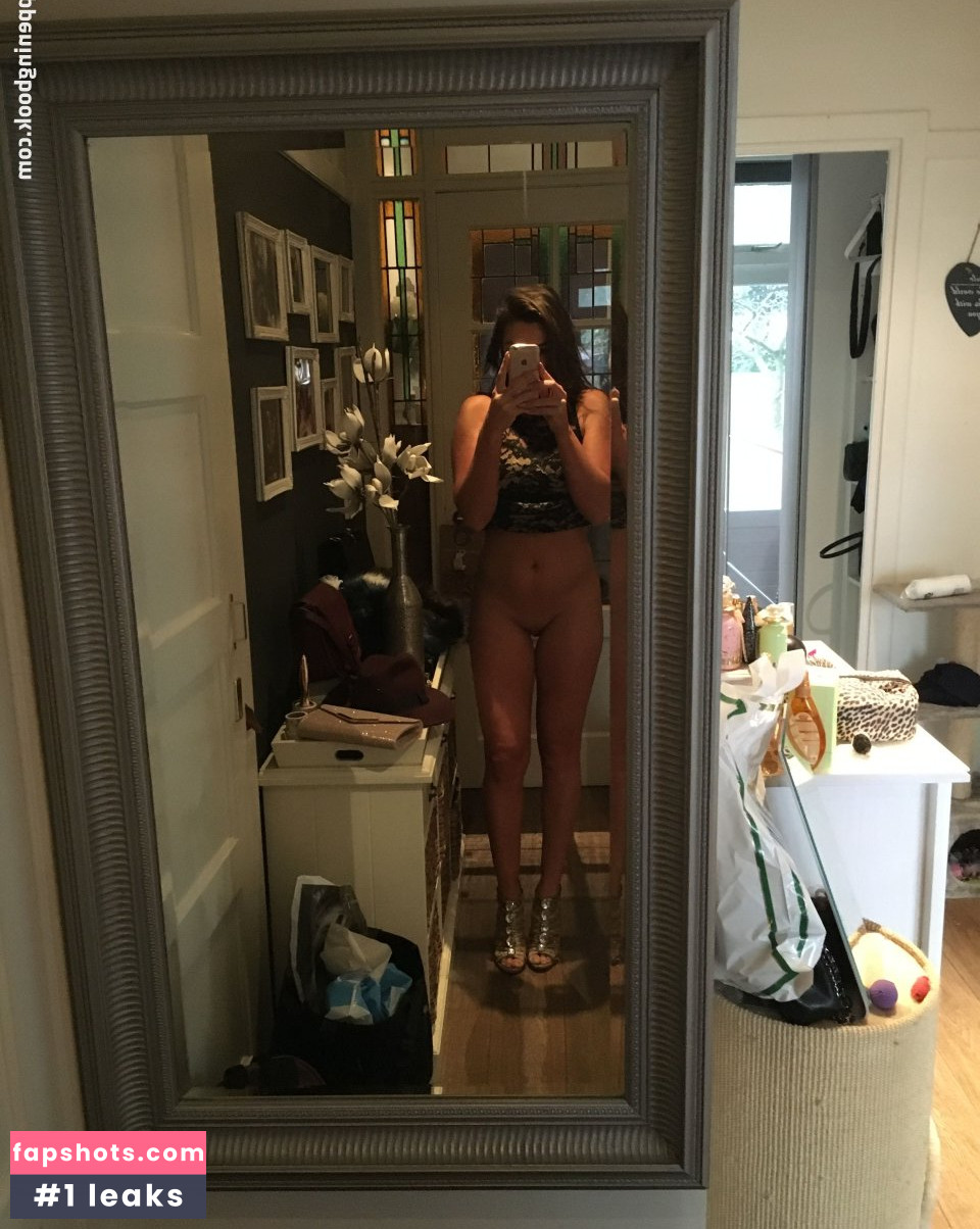 Laura Ponticorvo gallery photo #34