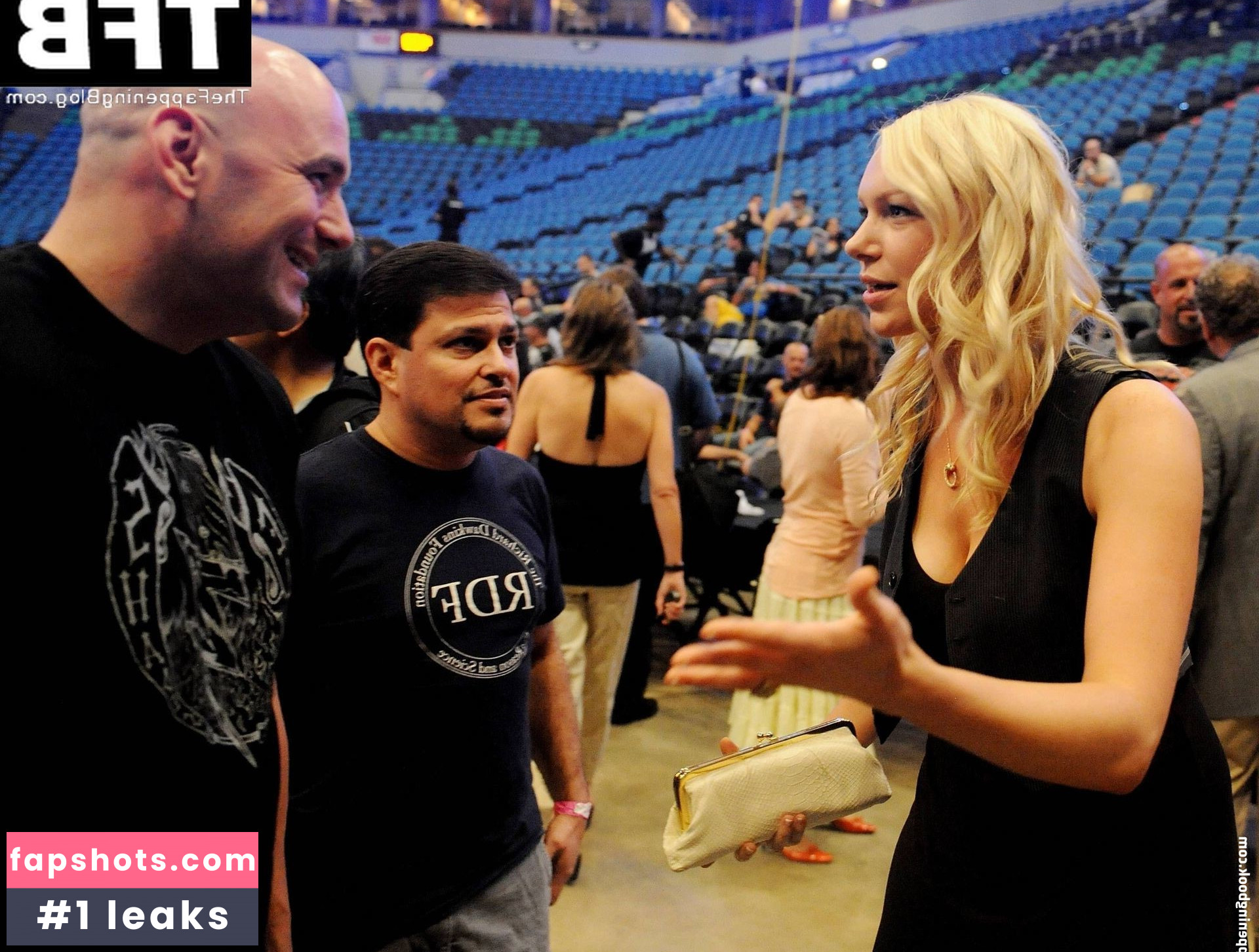 Laura Prepon Nahé úniky fotek pouze od fanoušků #40 - Fapshots