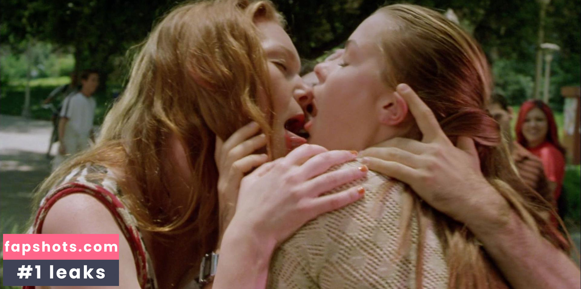 Laura Prepon Nahé úniky fotek pouze od fanoušků #66 - Fapshots