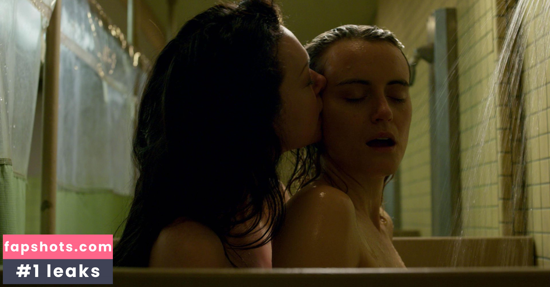 Laura Prepon Nahé úniky fotek pouze od fanoušků #79 - Fapshots